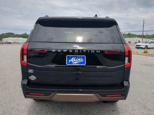 Agate Black 2026 Ford Expedition King Ranch