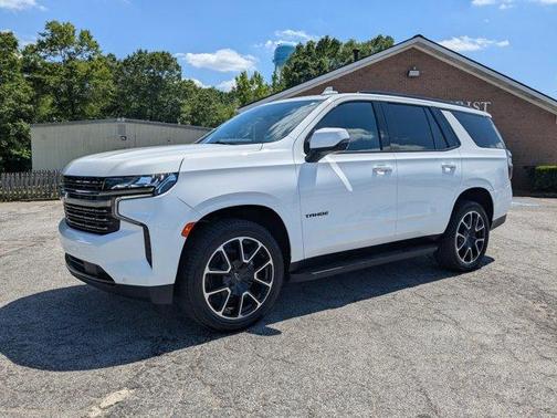 Summit White 2022 Chevrolet Tahoe RST