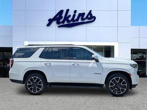 Summit White 2022 Chevrolet Tahoe RST
