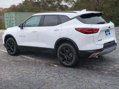 2025 Chevrolet Blazer LT