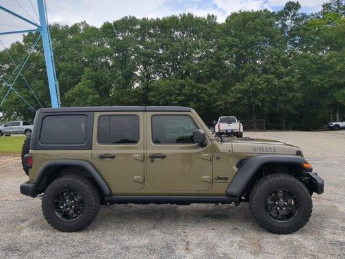 41 2025 Jeep Wrangler Sport