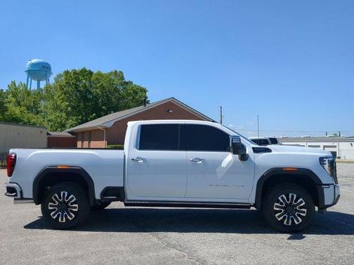 Glacier White 2026 GMC Sierra 2500 Denali Ultimate