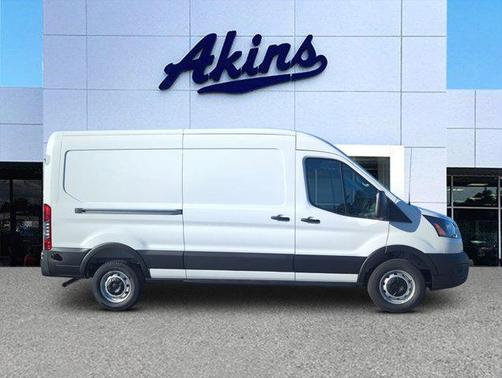 2026 Ford Transit-250 XL