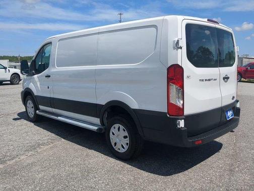 2023 Ford Transit-250