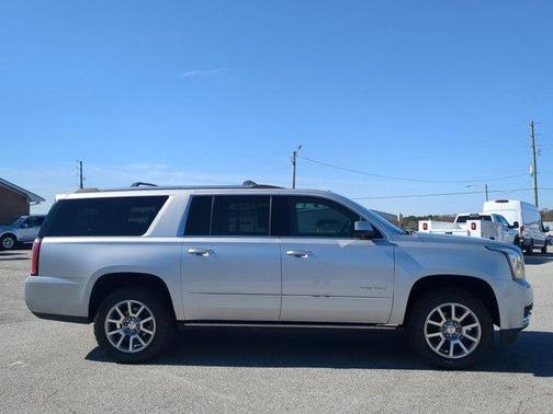 2020 GMC Yukon XL Denali