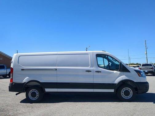 2026 Ford Transit-150 XL