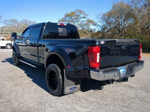 2022 Ford F-350 Lariat Super Duty