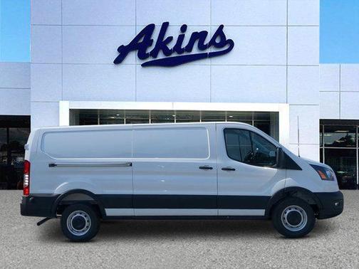 2025 Ford Transit-250 XL