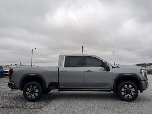 2025 GMC Sierra 2500 Denali