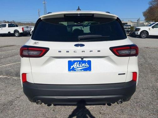 2026 Ford Escape ST-Line Select