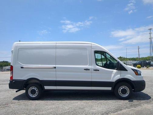 2025 Ford Transit-250 148 WB Medium Roof Cargo