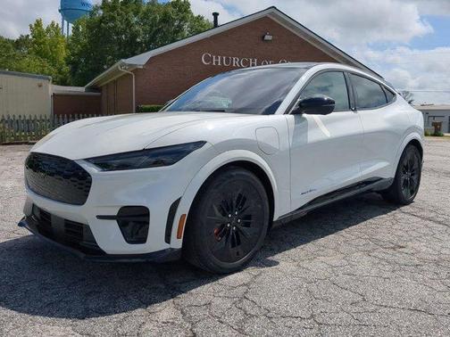 2025 Ford Mustang Mach-E GT