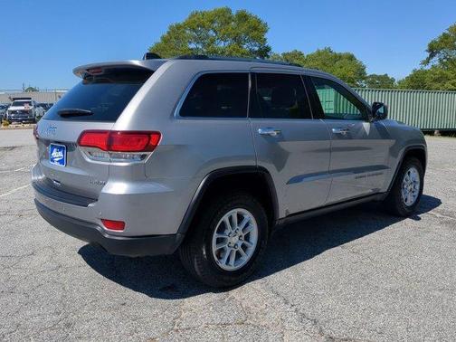 2020 Jeep Grand Cherokee Laredo E