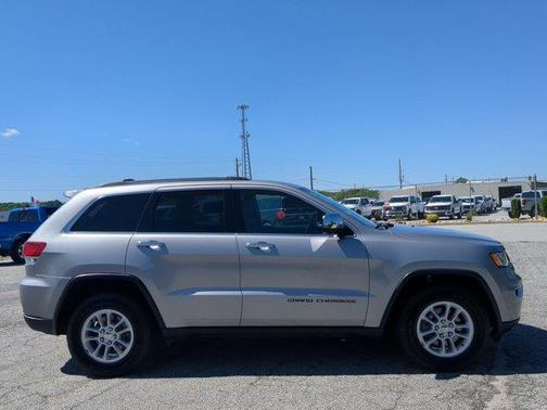 2020 Jeep Grand Cherokee Laredo E