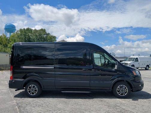 2025 Ford Transit-350 XLT