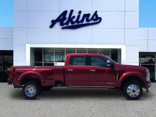 2025 Ford F-450 Platinum