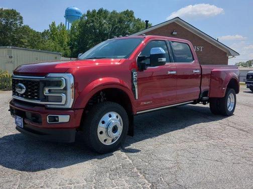 2025 Ford F-450 Platinum
