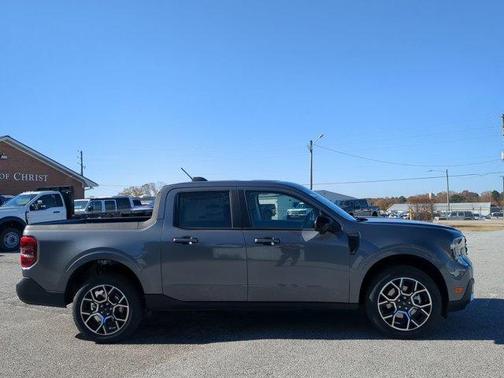 2025 Ford Maverick Lariat