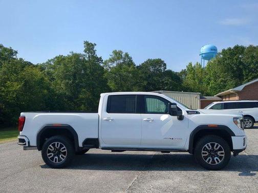 2022 GMC Sierra 2500 AT4