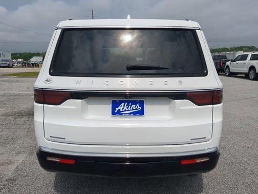 2023 Jeep Wagoneer Series II