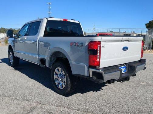 2026 Ford F-350 Lariat Super Duty