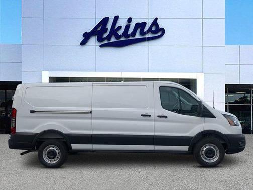 2025 Ford Transit-150 XL