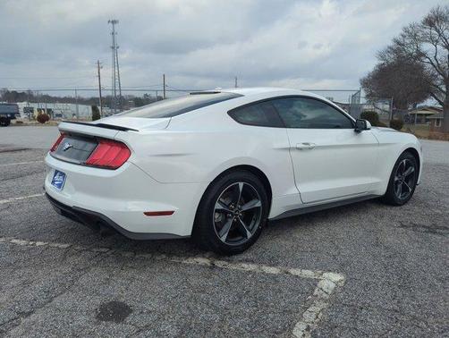 2020 Ford Mustang EcoBoost