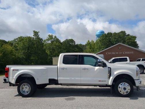 2024 Ford F-450 LIMITED