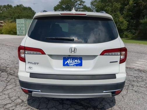 2022 Honda Pilot Touring 7-Passenger