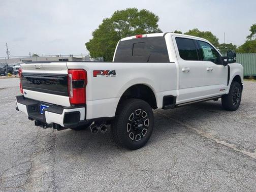 2025 Ford F-250 Platinum