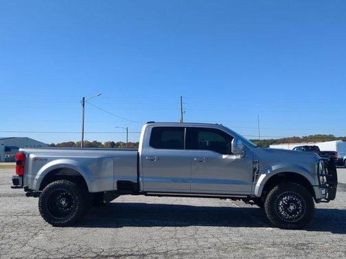 2023 Ford F-450 Platinum
