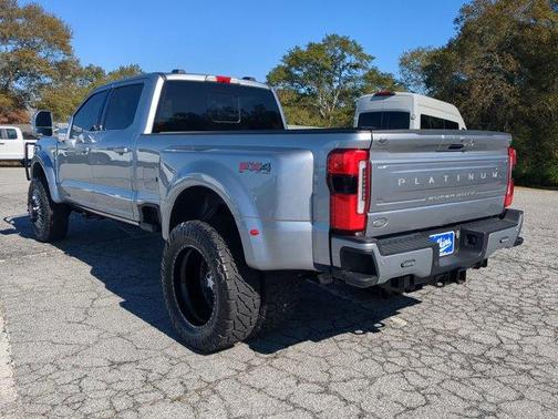2023 Ford F-450 Platinum