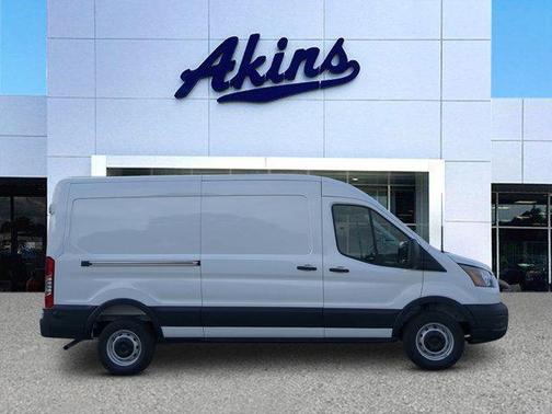 2026 Ford Transit-250 XL