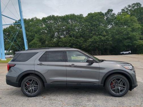 Carbonized Gray 2026 Ford Explorer ST