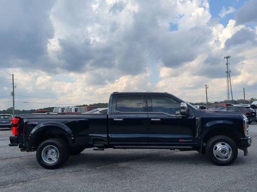 2023 Ford F-350 Platinum
