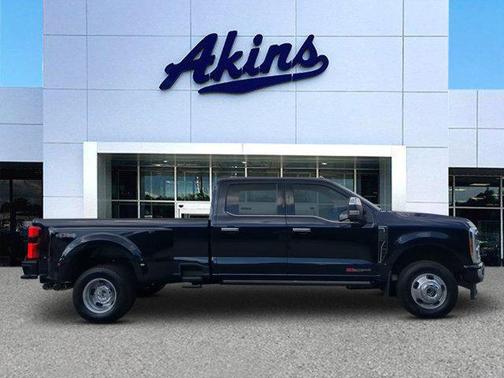 2023 Ford F-350 Platinum
