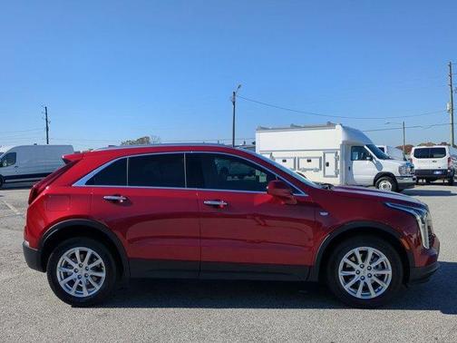 2023 Cadillac XT4 Luxury