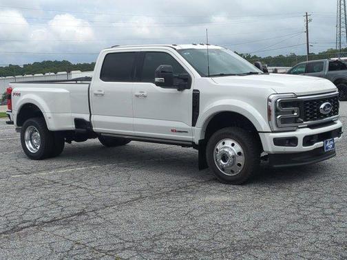 2025 Ford F-450 Platinum
