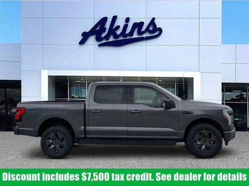 2025 Ford F-150 Lightning Flash