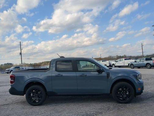 2025 Ford Maverick Lariat