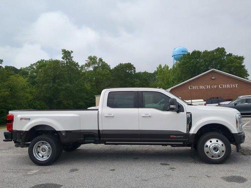 2025 Ford F-450 King Ranch