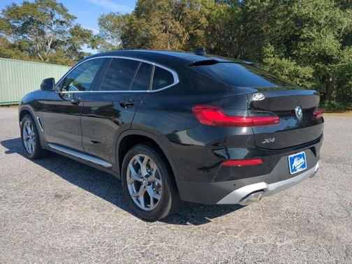 2024 BMW X4 xDrive30i