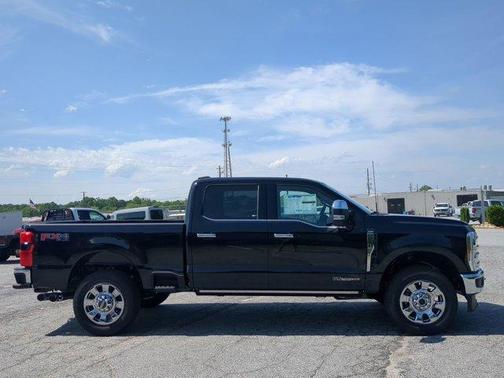 2025 Ford F-250 Lariat