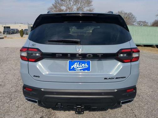 2025 Honda Pilot Black Edition