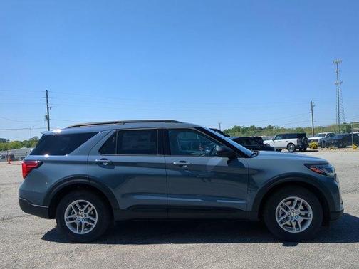 Vapor Blue Metallic 2026 Ford Explorer Active