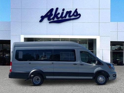 2025 Ford Transit-350 XLT