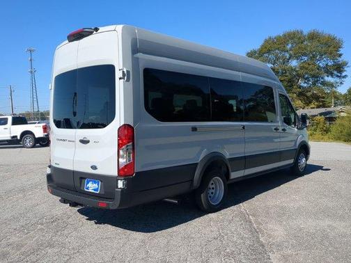 2025 Ford Transit-350 XLT