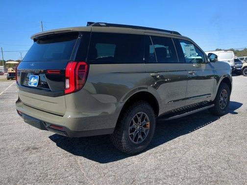 2025 Ford Expedition Tremor