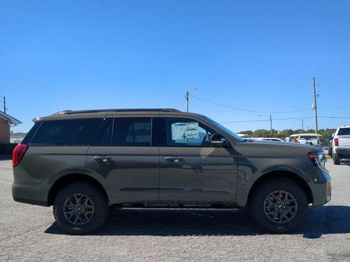 2025 Ford Expedition Tremor