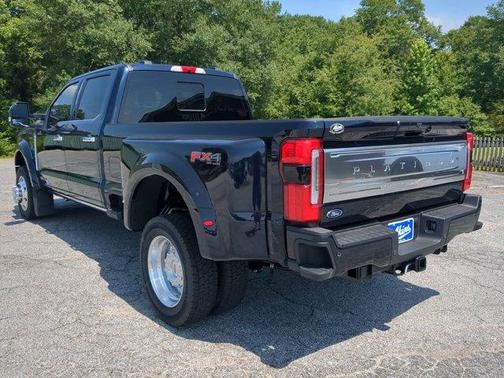 2025 Ford F-450 Platinum